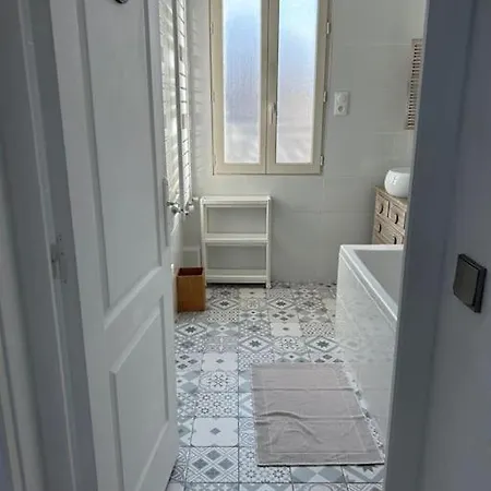Logement Pour 6 Personnes *